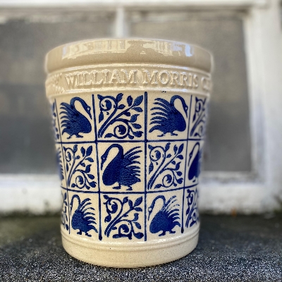 20cm Blue Swan Pot