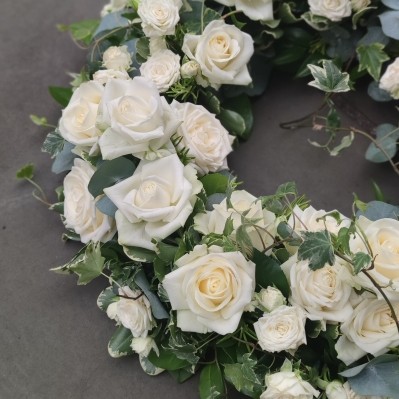 Large White Rose Wreath