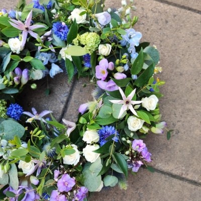 Florist's Choice Wreath Lilac and White