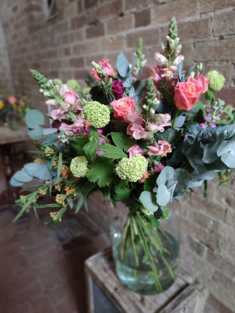 Large Florist's Choice Vase Arrangement