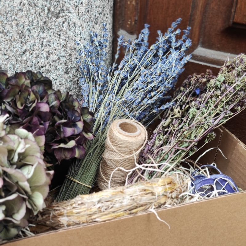 Dried Wreath Kit